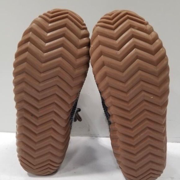 Sorel Out N About Plus Waterproof Duck Boots Size: 4 - Picture 4 of 7